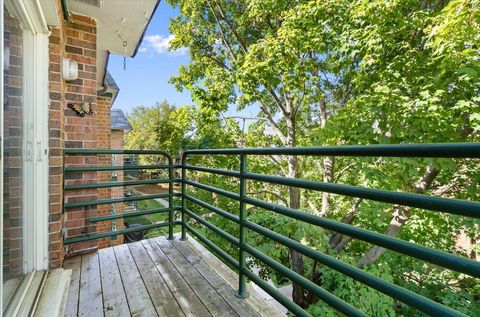 Tiny photo for 928 Casey Court #5, Schaumburg, IL 60173 (MLS # 12461277)