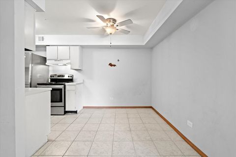 Tiny photo for 928 Casey Court #5, Schaumburg, IL 60173 (MLS # 12461277)