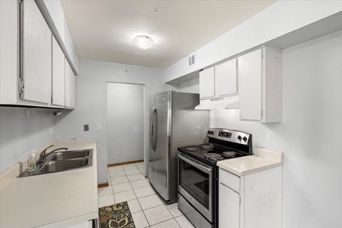 Tiny photo for 928 Casey Court #5, Schaumburg, IL 60173 (MLS # 12461277)