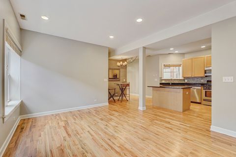 Tiny photo for 123 Callan Avenue #2N, Evanston, IL 60202 (MLS # 12458887)
