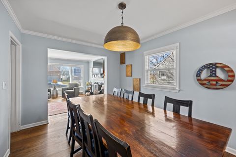 Tiny photo for 914 Central Avenue, Deerfield, IL 60015 (MLS # 12594264)