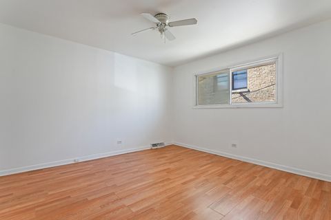 Tiny photo for 1634 W MORSE Avenue #C, Chicago, IL 60626 (MLS # 12489357)