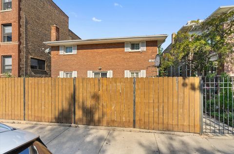 Tiny photo for 1634 W MORSE Avenue #C, Chicago, IL 60626 (MLS # 12489357)