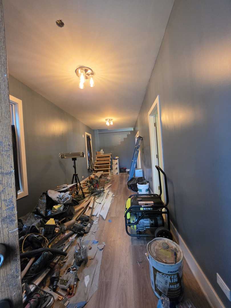 1220 W 74th Street
