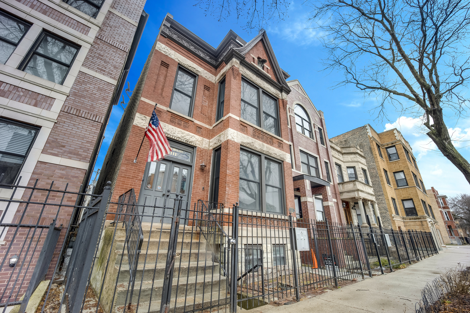 1111 N Mozart Street 1
