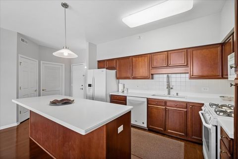 Tiny photo for 5055 Madison Street #601, Skokie, IL 60077 (MLS # 12588045)