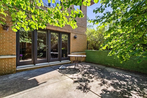 Tiny photo for 4529 W Columbia Avenue, Lincolnwood, IL 60712 (MLS # 12714659)