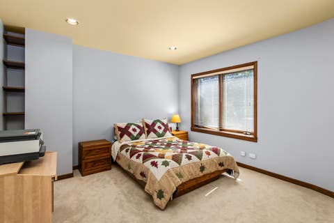 Tiny photo for 4529 W Columbia Avenue, Lincolnwood, IL 60712 (MLS # 12714659)