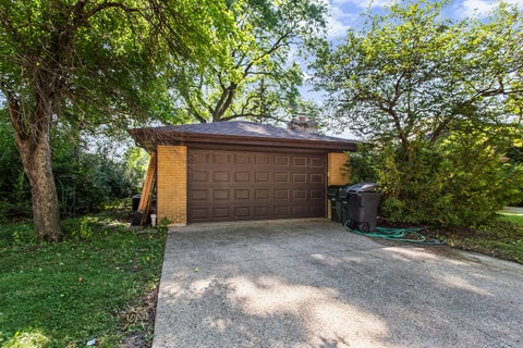 Tiny photo for 4529 W Columbia Avenue, Lincolnwood, IL 60712 (MLS # 12714659)