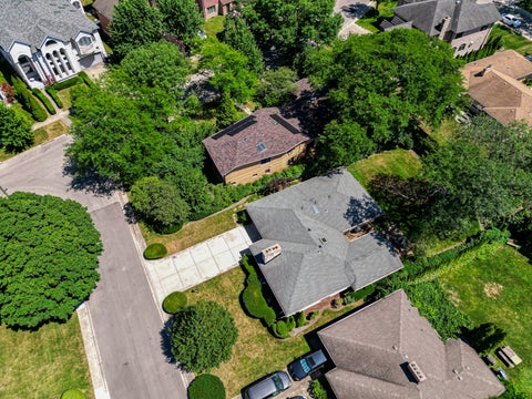 Tiny photo for 4529 W Columbia Avenue, Lincolnwood, IL 60712 (MLS # 12714659)