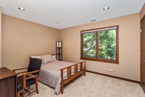 Tiny photo for 4529 W Columbia Avenue, Lincolnwood, IL 60712 (MLS # 12714659)