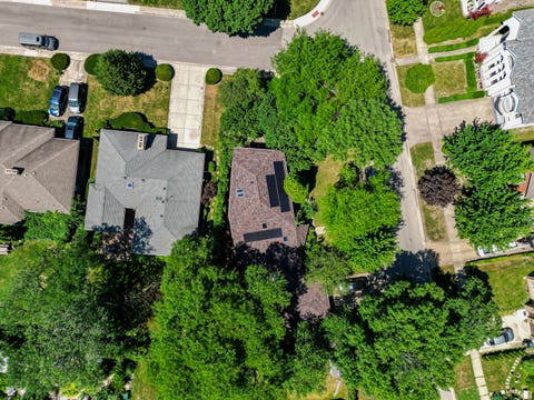 Tiny photo for 4529 W Columbia Avenue, Lincolnwood, IL 60712 (MLS # 12714659)