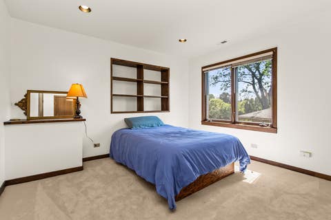 Tiny photo for 4529 W Columbia Avenue, Lincolnwood, IL 60712 (MLS # 12714659)