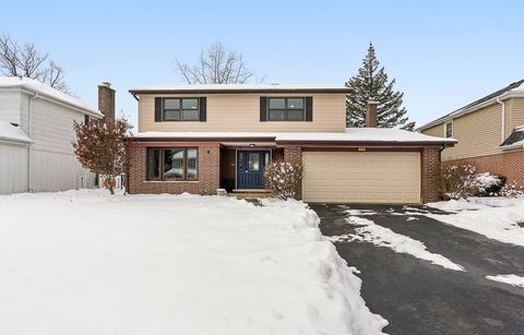 Photo of 1720 N Burning Bush Lane, Mount Prospect, IL 60056 (MLS # 12519164)