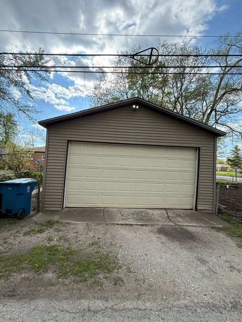 Tiny photo for 15001 Western Avenue, Harvey, IL 60426 (MLS # 12583899)