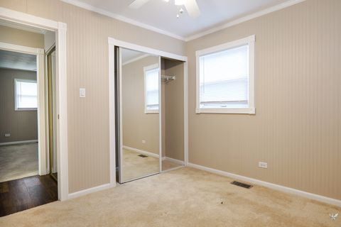 Tiny photo for 1595 Highland Boulevard, Hoffman Estates, IL 60169 (MLS # 12667961)