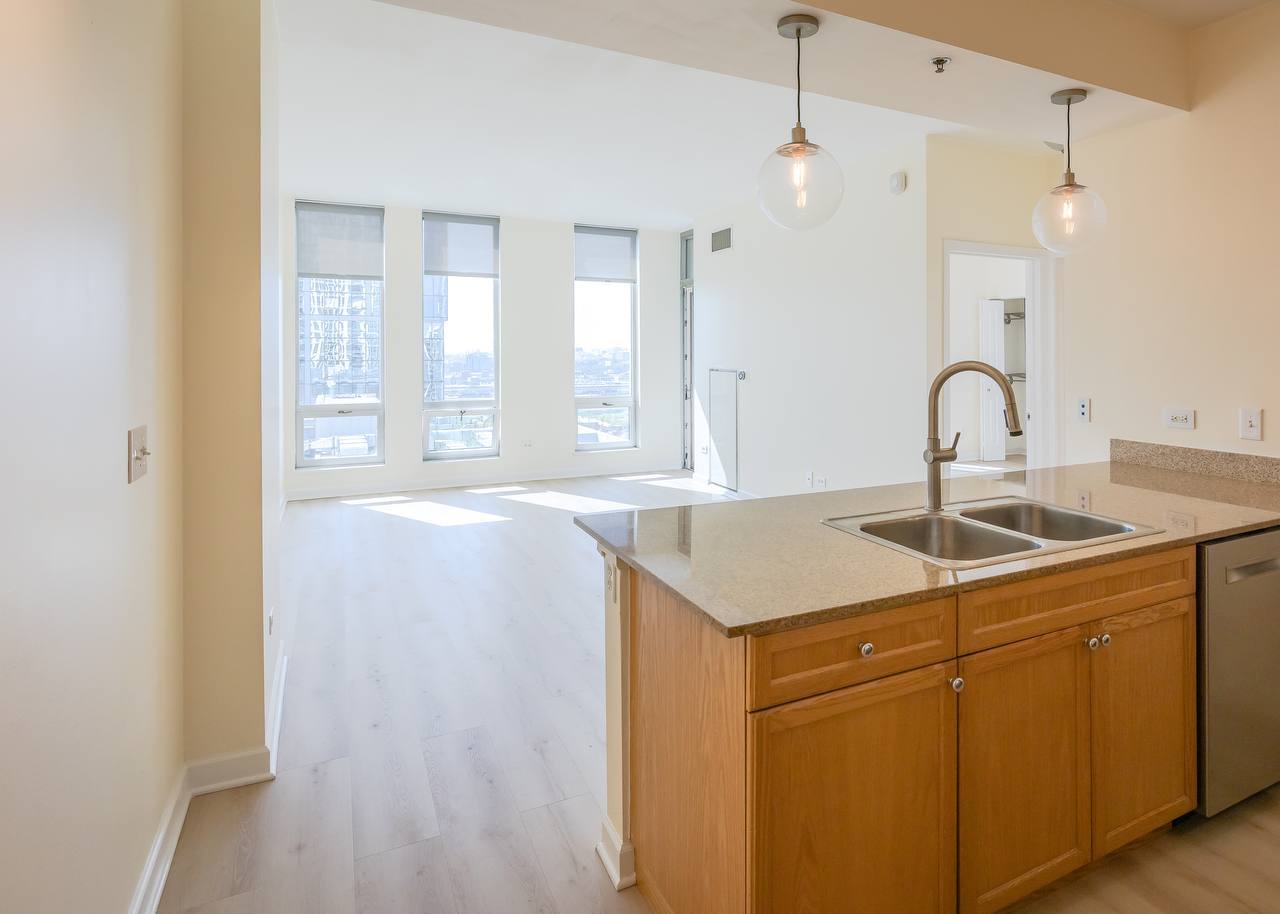 1400 S Michigan Avenue 1711