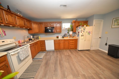 Tiny photo for 8 E Crownview, Mt Vernon, IL 62864 (MLS # 12640054)