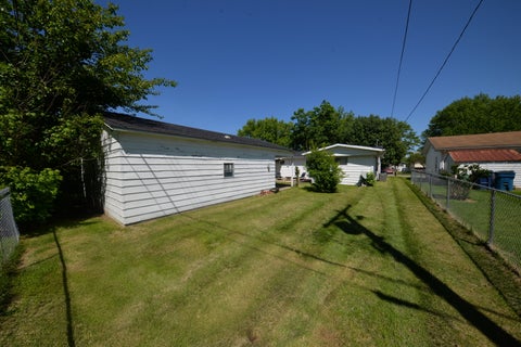 Tiny photo for 8 E Crownview, Mt Vernon, IL 62864 (MLS # 12640054)