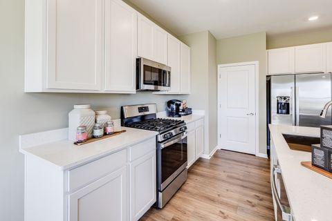 Tiny photo for 357 Cottrell Lane, Aurora, IL 60506 (MLS # 12613469)