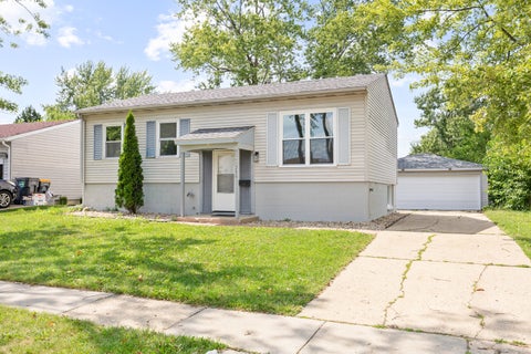Tiny photo for 206 Ridge Circle, Streamwood, IL 60107 (MLS # 12757497)