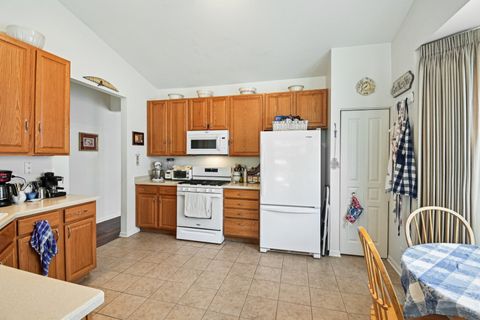 Tiny photo for 13120 Birmingham Court, Beach Park, IL 60083 (MLS # 12559335)