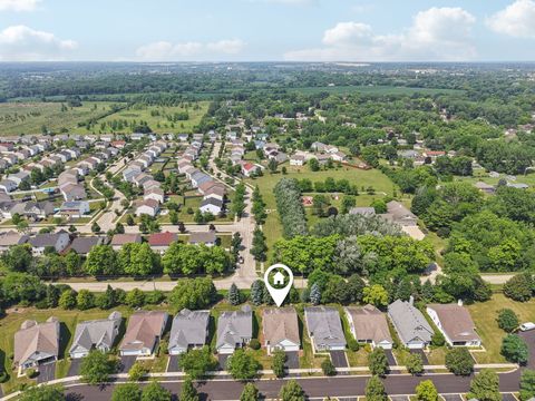 Tiny photo for 13120 Birmingham Court, Beach Park, IL 60083 (MLS # 12559335)