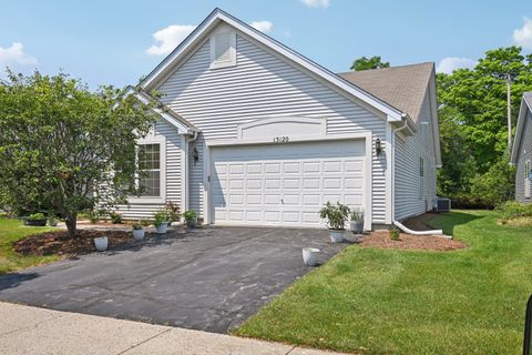 Tiny photo for 13120 Birmingham Court, Beach Park, IL 60083 (MLS # 12559335)