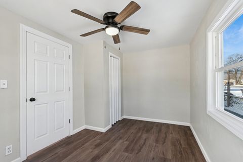 Tiny photo for 189 N La Salle Avenue, Bradley, IL 60915 (MLS # 12559623)