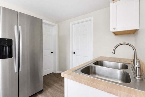 Tiny photo for 189 N La Salle Avenue, Bradley, IL 60915 (MLS # 12559623)