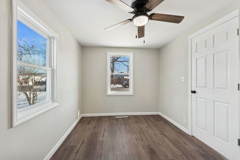 Tiny photo for 189 N La Salle Avenue, Bradley, IL 60915 (MLS # 12559623)