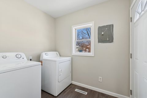 Tiny photo for 189 N La Salle Avenue, Bradley, IL 60915 (MLS # 12559623)