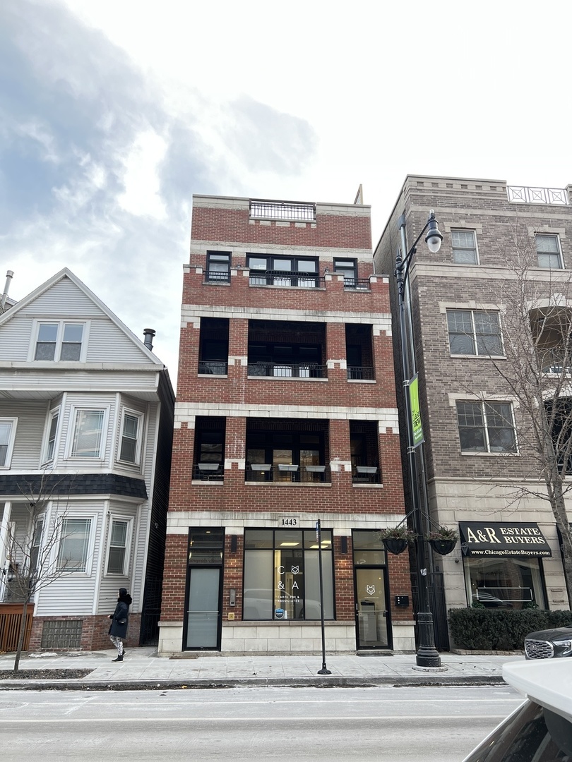 1443 W Belmont Avenue