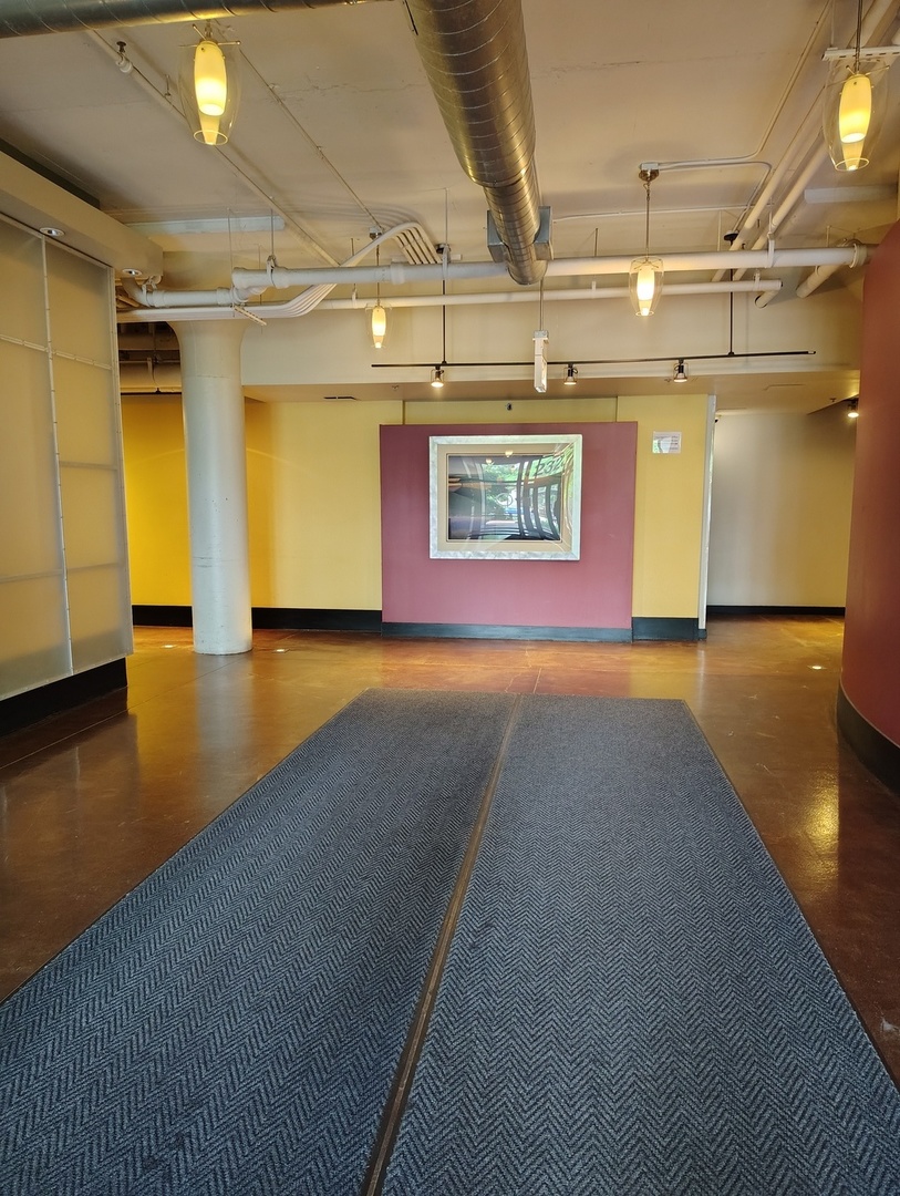 2323 W Pershing Road 336
