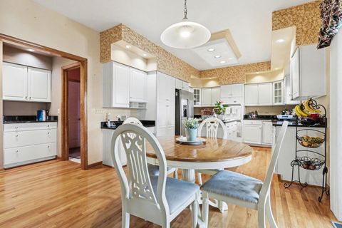 Tiny photo for 2598 Chasewood Court, Aurora, IL 60502 (MLS # 12610042)