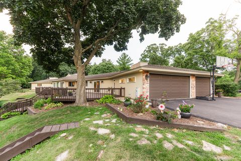 Tiny photo for 208 Brookdale Lane, Palatine, IL 60067 (MLS # 12450306)