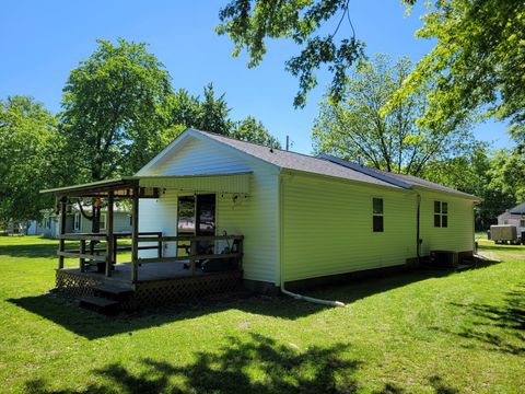 Tiny photo for 1102 Bethel Road, Mt Vernon, IL 62864 (MLS # 12641680)