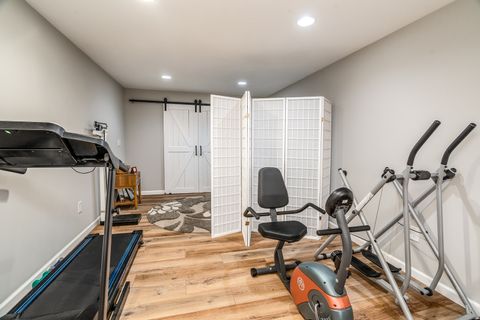 Tiny photo for 2004 Northwoods Place, Mt Vernon, IL 62864 (MLS # 12564122)