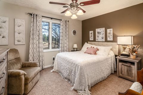 Tiny photo for 2004 Northwoods Place, Mt Vernon, IL 62864 (MLS # 12564122)