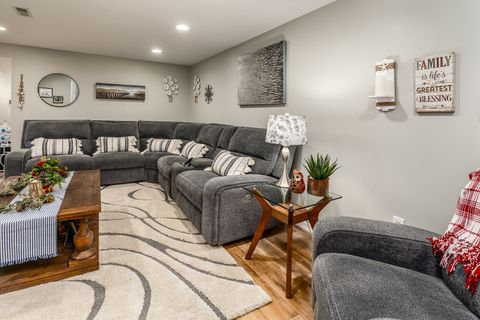 Tiny photo for 2004 Northwoods Place, Mt Vernon, IL 62864 (MLS # 12564122)