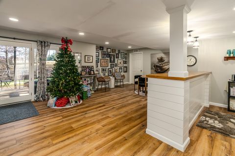 Tiny photo for 2004 Northwoods Place, Mt Vernon, IL 62864 (MLS # 12564122)