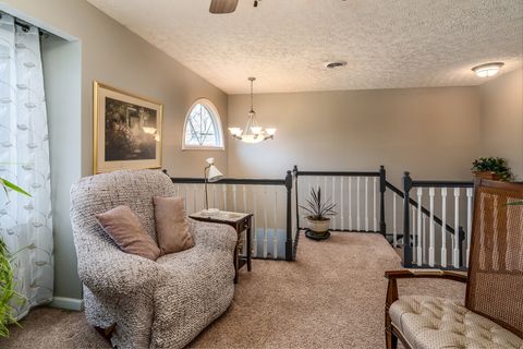 Tiny photo for 2004 Northwoods Place, Mt Vernon, IL 62864 (MLS # 12564122)