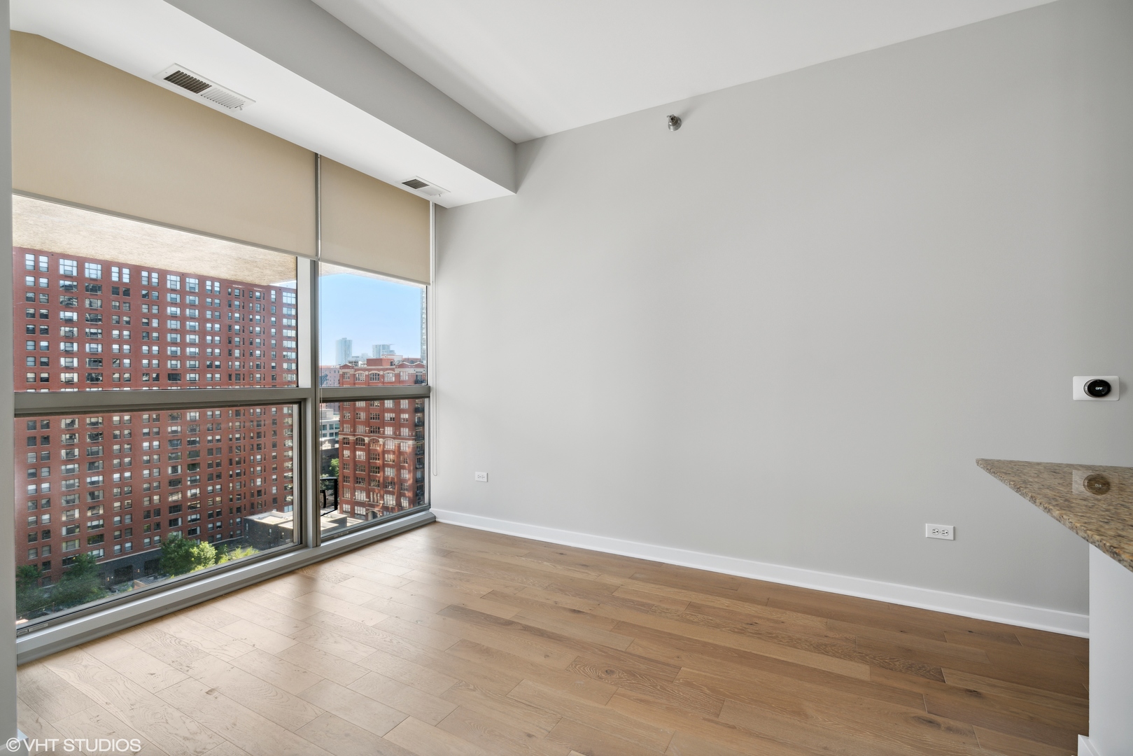 303 W Ohio Street 1505