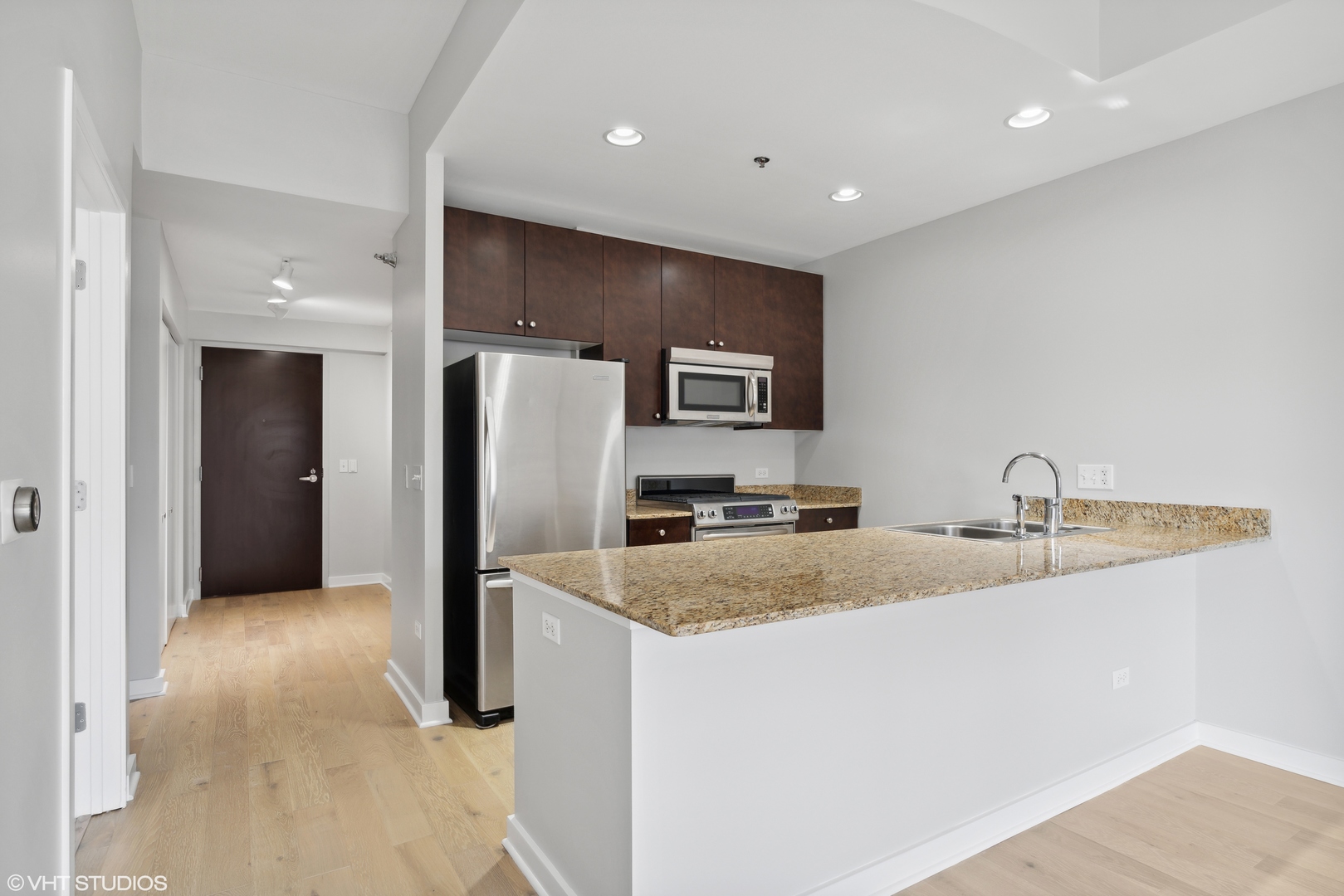 303 W Ohio Street 1505