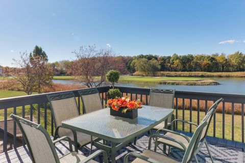 Tiny photo for 3 Pebblebrook Court, Bloomington, IL 61705 (MLS # 12494400)