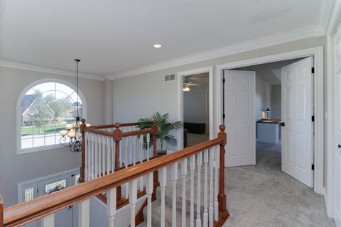 Tiny photo for 3 Pebblebrook Court, Bloomington, IL 61705 (MLS # 12494400)