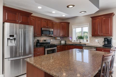 Tiny photo for 3 Pebblebrook Court, Bloomington, IL 61705 (MLS # 12494400)