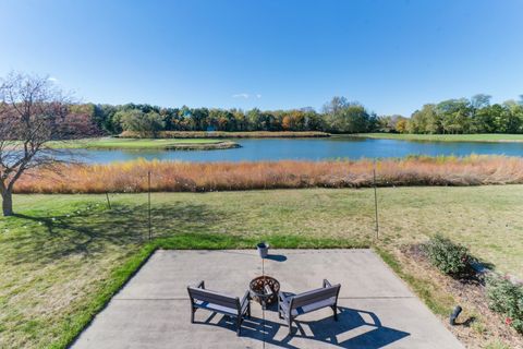 Tiny photo for 3 Pebblebrook Court, Bloomington, IL 61705 (MLS # 12494400)