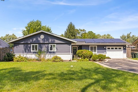 Photo of 724 E Baldwin Road, Palatine, IL 60074 (MLS # 12749696)