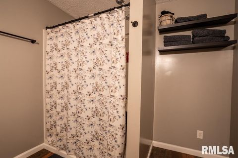 Tiny photo for 910 FAIRLANE Drive, Marion, IL 62959 (MLS # QC4268748)